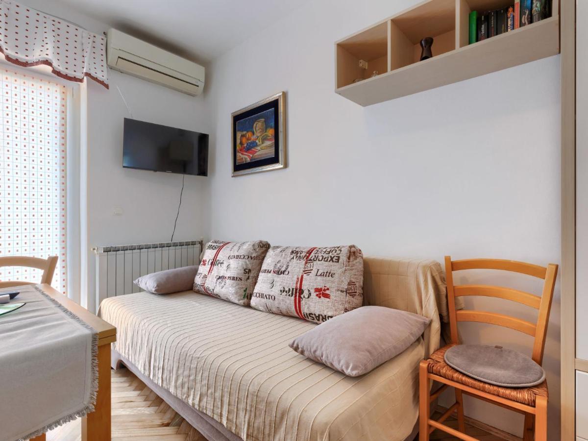 Apartment Alba-1 By Interhome