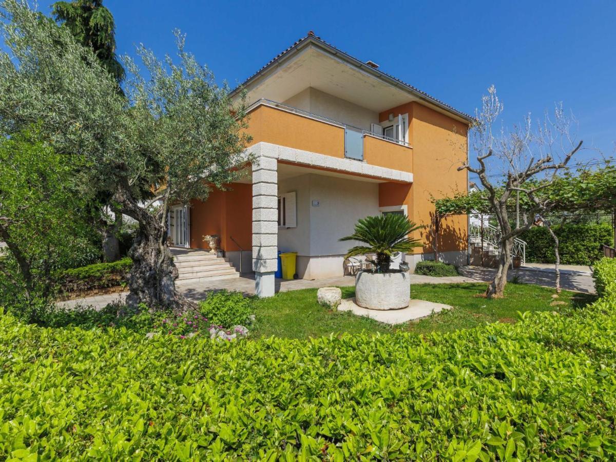 Alba-1 By Interhome *